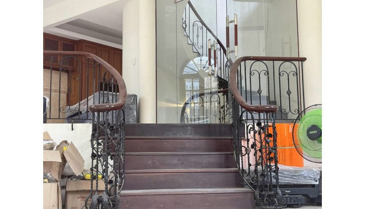 Ngộp Giảm Sốc 50% Bán Gấp Đất Thổ cư Lô Góc Hẻm Xe Tải 306m2_N 20 Chỉ 15.5 Tỷ Phạm Văn Đồng Hiệp Bình Chánh Siêu Hời